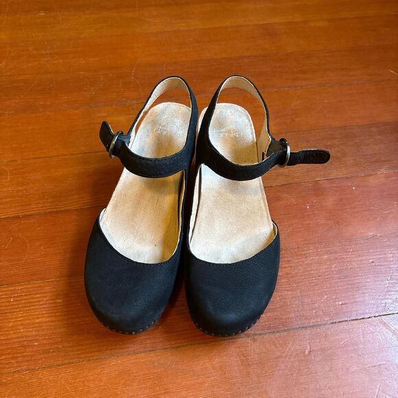 Dansko Taytum Milled Nubuck Block Heeled sandals in Black  Size 36/5.5. - Picture 1 of 8
